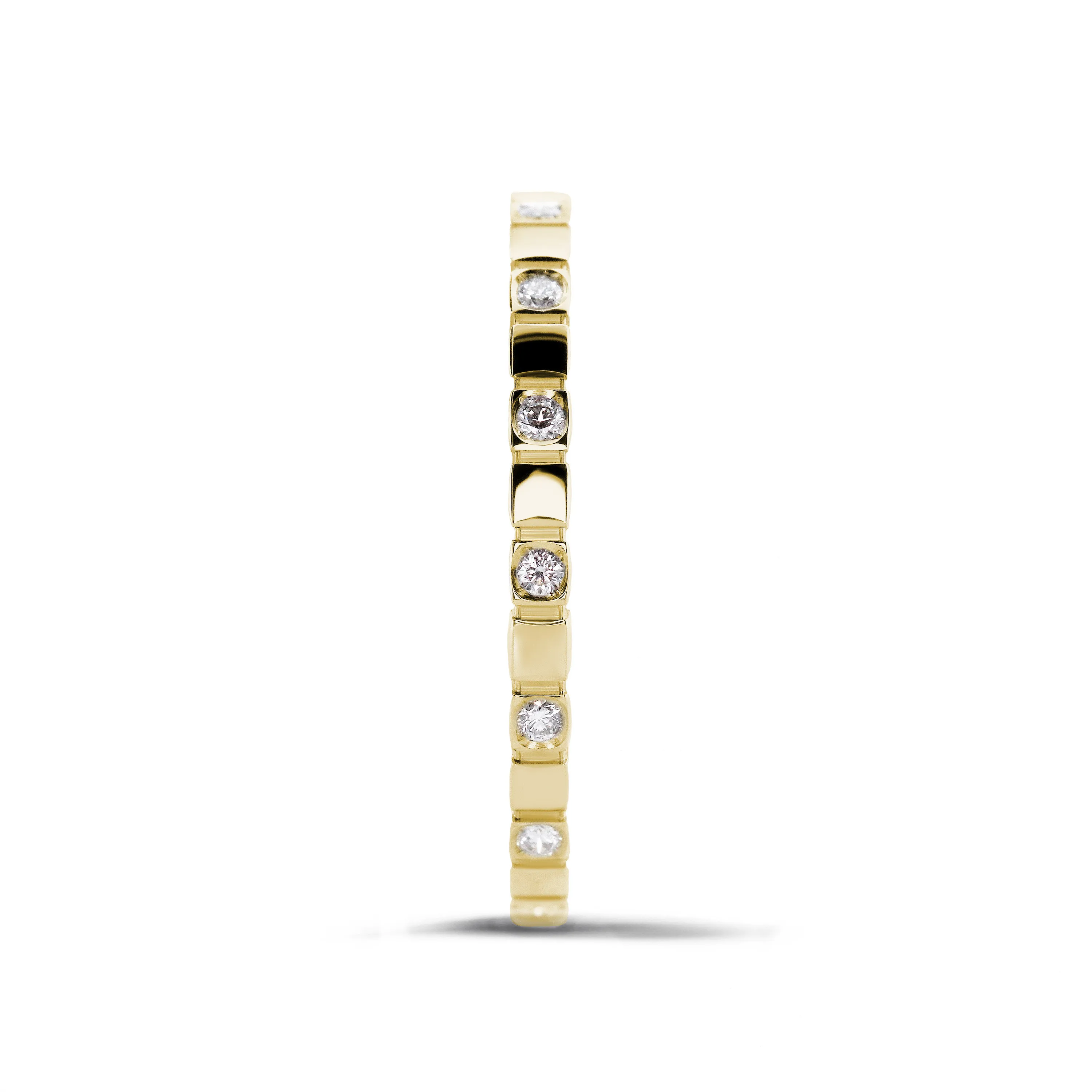 0.07 quilates anillo cuadros de diamantes de combinación en oro amarillo 