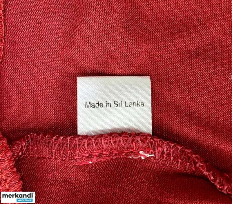 155 piezas FERDY'S Camisas de Enfermería en 5 Colores Ropa de Mujer Ropa de Maternidad, Textiles Venta al por mayor Stock restan