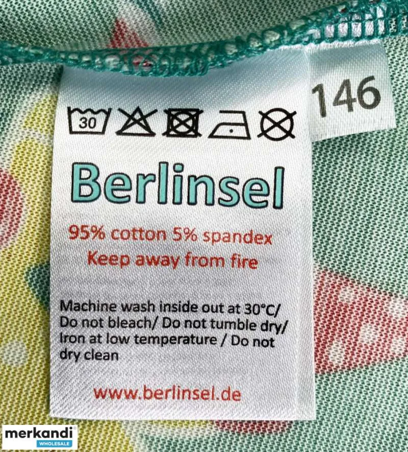 200 piezas Berlinsel Vestido de Navidad Madre Hija Verde Impreso Ropa, Textiles Venta al por mayor Stock restante