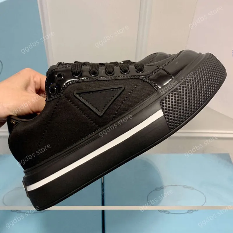 2024 Zapatos de diseñador Zapatillas de deporte Gabardina Nylon Zapatos casuales Marca Rueda Entrenadores de lujo Lona Mujeres S
