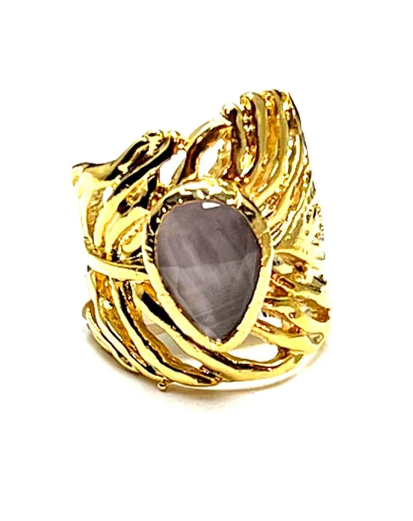 ANILLOS DORADOS GRANDES CON PIEDRA ROSADA DISEÑO DE HOJA