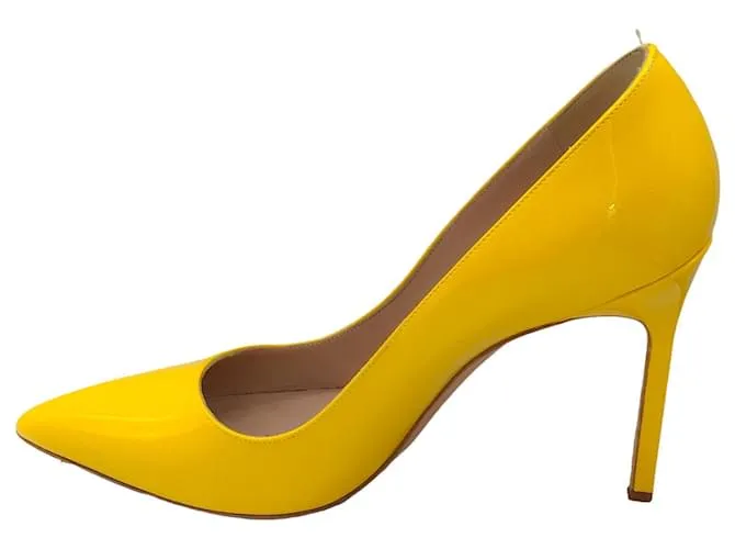Autre Marque Manolo Blahnik Zapatos de charol amarillos con punta en punta 