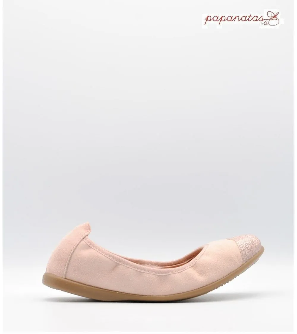 BAILARINA NIÑA ELI ANTE MAQUILLAJE PUNTERA BRILLO ROSA