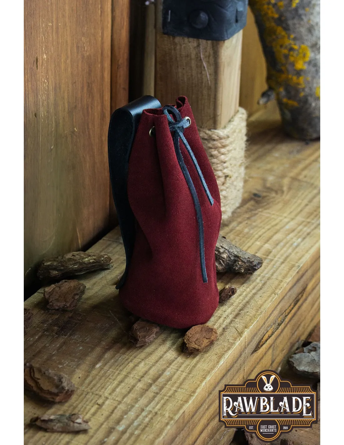 BOLSA DE TUBO ADVENTURER EN PIEL DE GAMUZA  ROJA