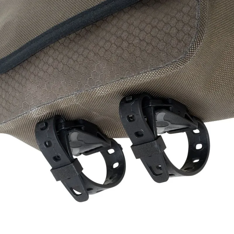BOLSA PARA BICICLETA ORTLIEB FUELPACK CORREAS PERFORADAS 1 L (PIEZA) (ARENA OSCURA)