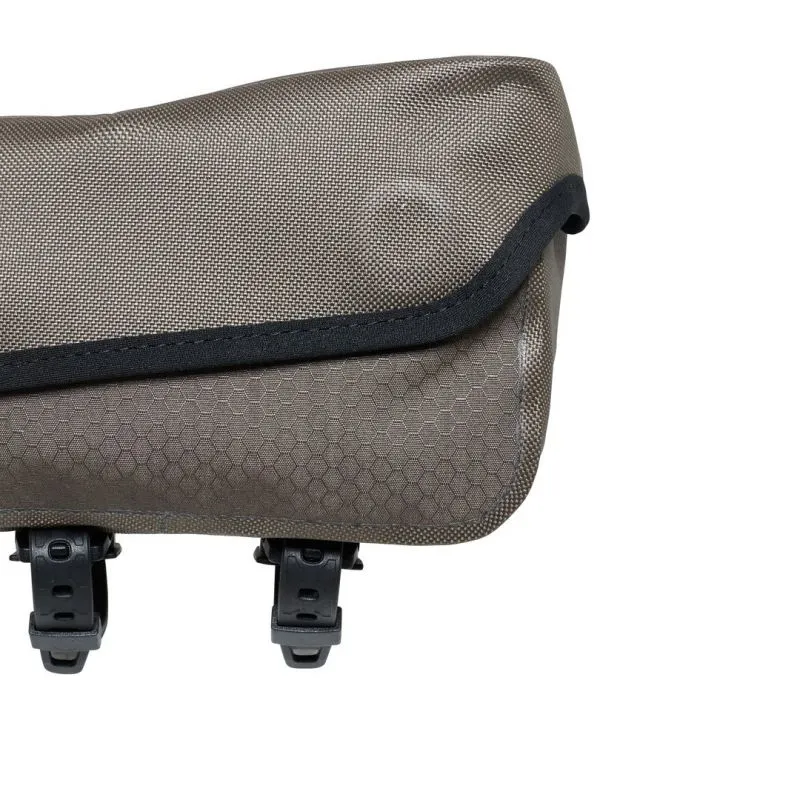BOLSA PARA BICICLETA ORTLIEB FUELPACK CORREAS PERFORADAS 1 L (PIEZA) (ARENA OSCURA)