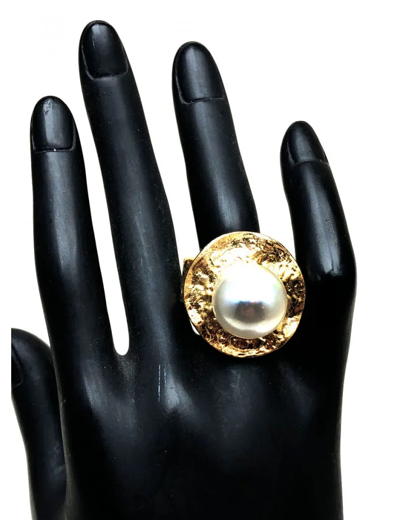 BONITOS ANILLOS GRANDES DORADOS CON ESPECTACULAR PERLA