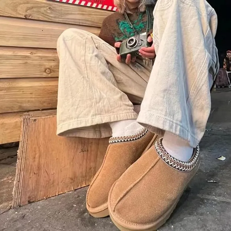 BOTAS 2024 Diseñador zapatos de invierno de invierno botines de piel Botas Mujeres Men Classic Ultra Mini Luxury Brand Lady Lady