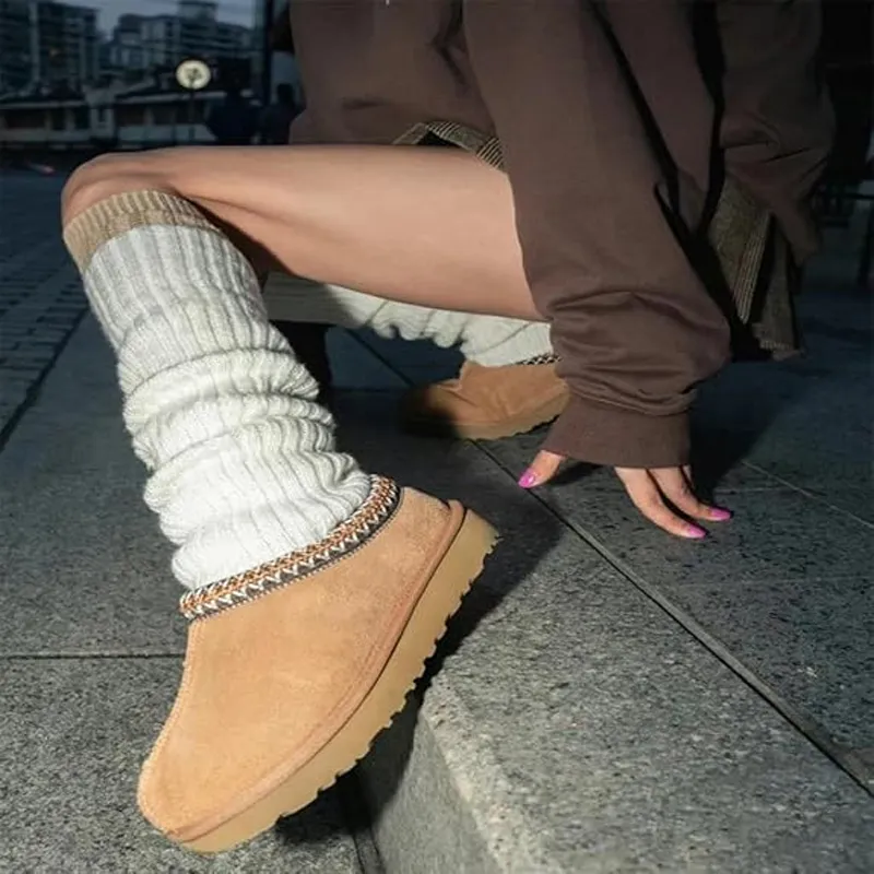 BOTAS 2024 Diseñador zapatos de invierno de invierno botines de piel Botas Mujeres Men Classic Ultra Mini Luxury Brand Lady Lady