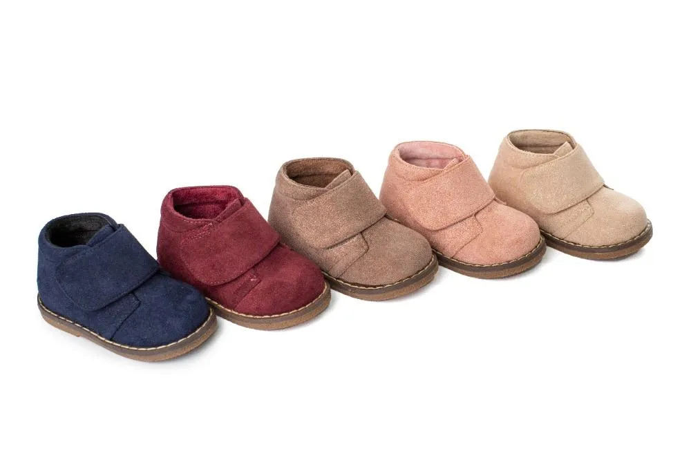 Botas Pisacacas Niña Taupe Con Velcro