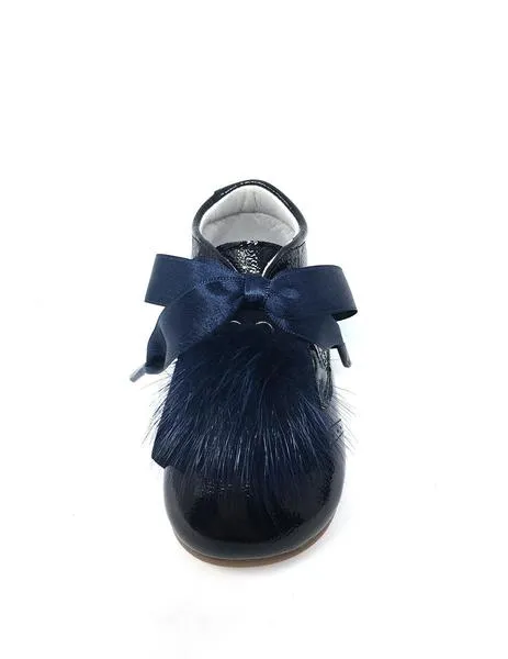 botin charol azul marino c/pompon