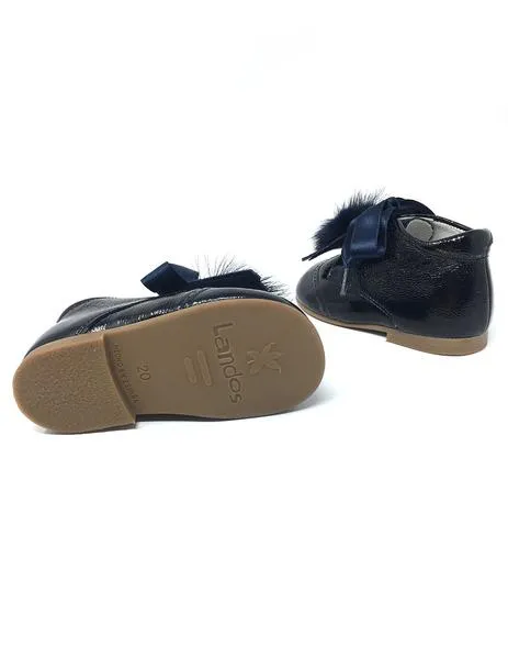 botin charol azul marino c/pompon