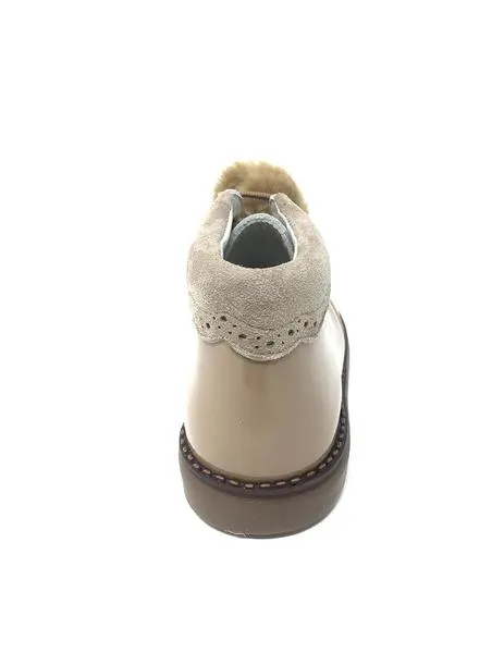 botin charol castoro pompÓn