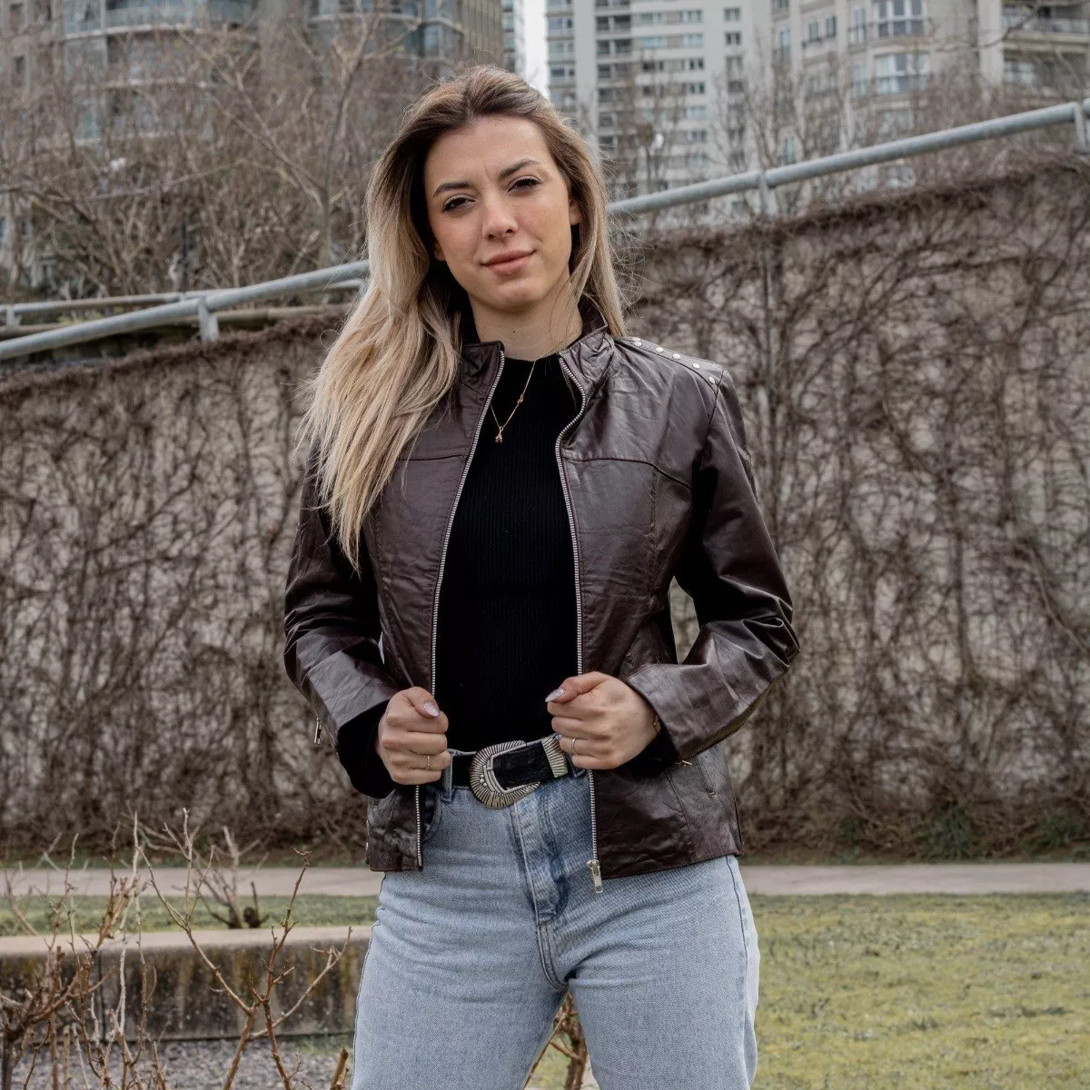 Campera 100% Cuero Vacuno De Mujer Talles Grandes S Al 5xl