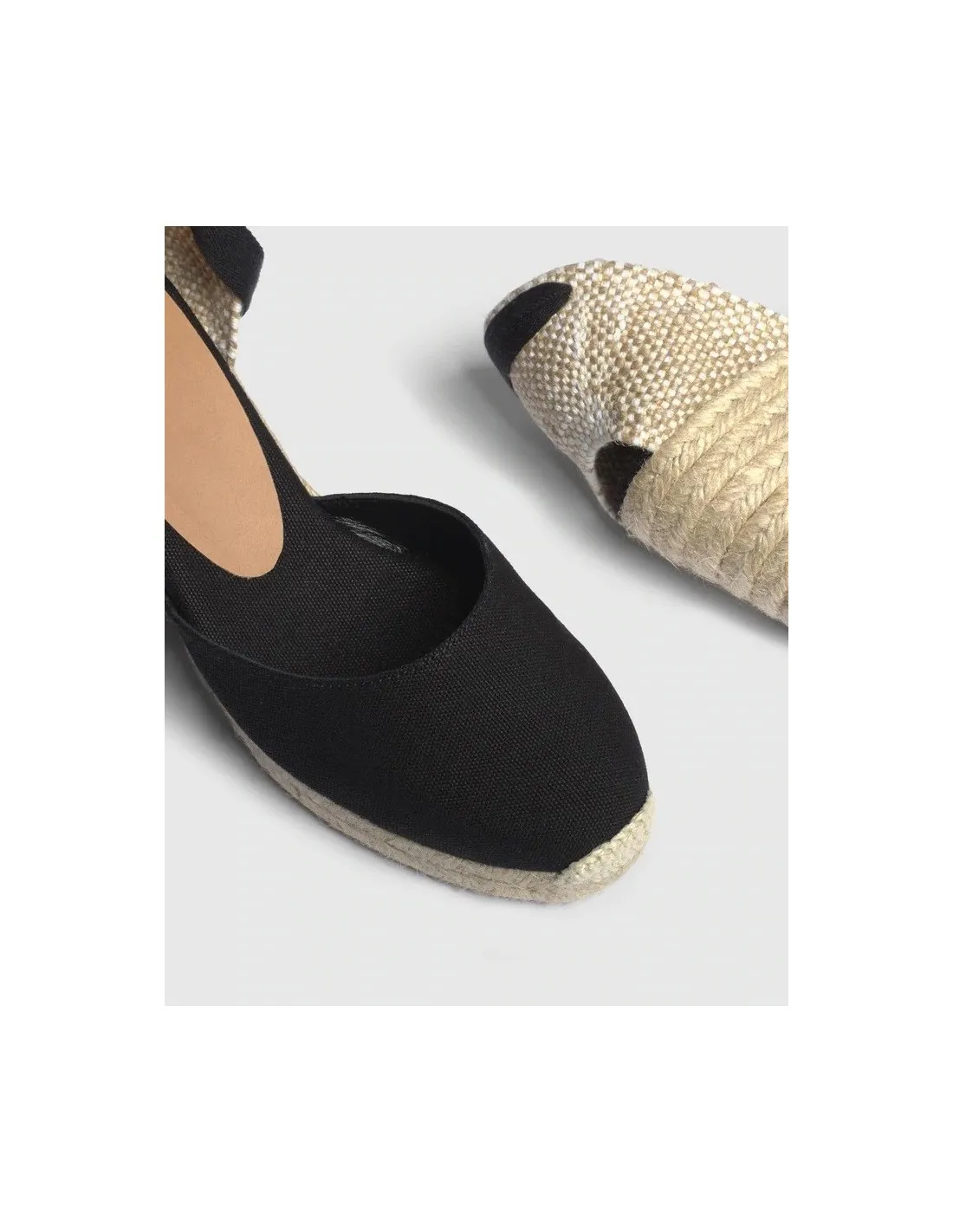 Carina/6/001 Negro