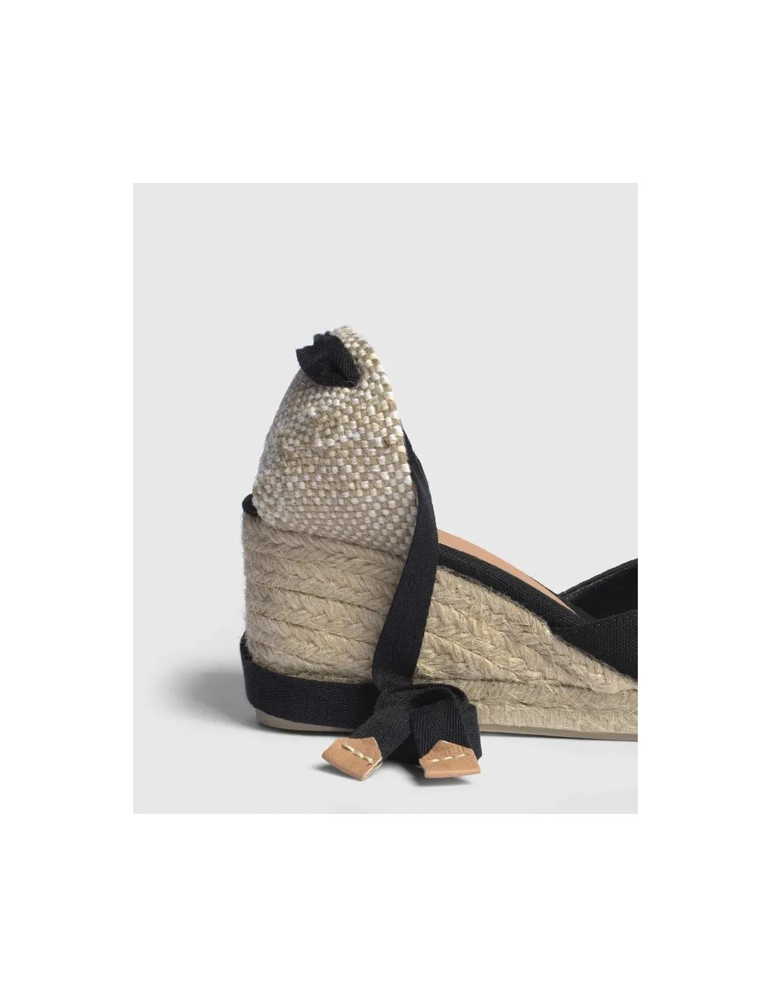 Carina/6/001 Negro