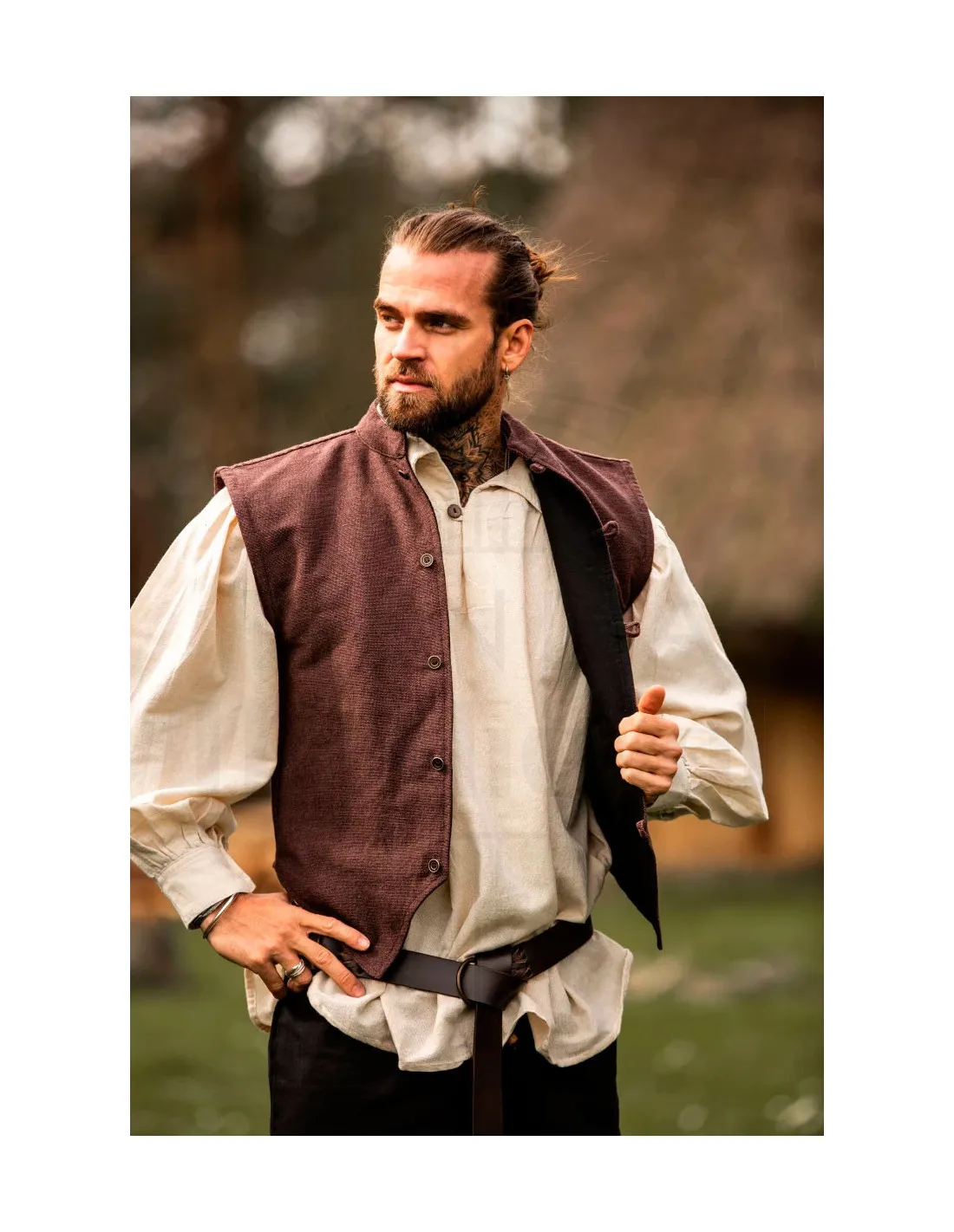 Chaleco medieval tejido a mano Irvin, marrón