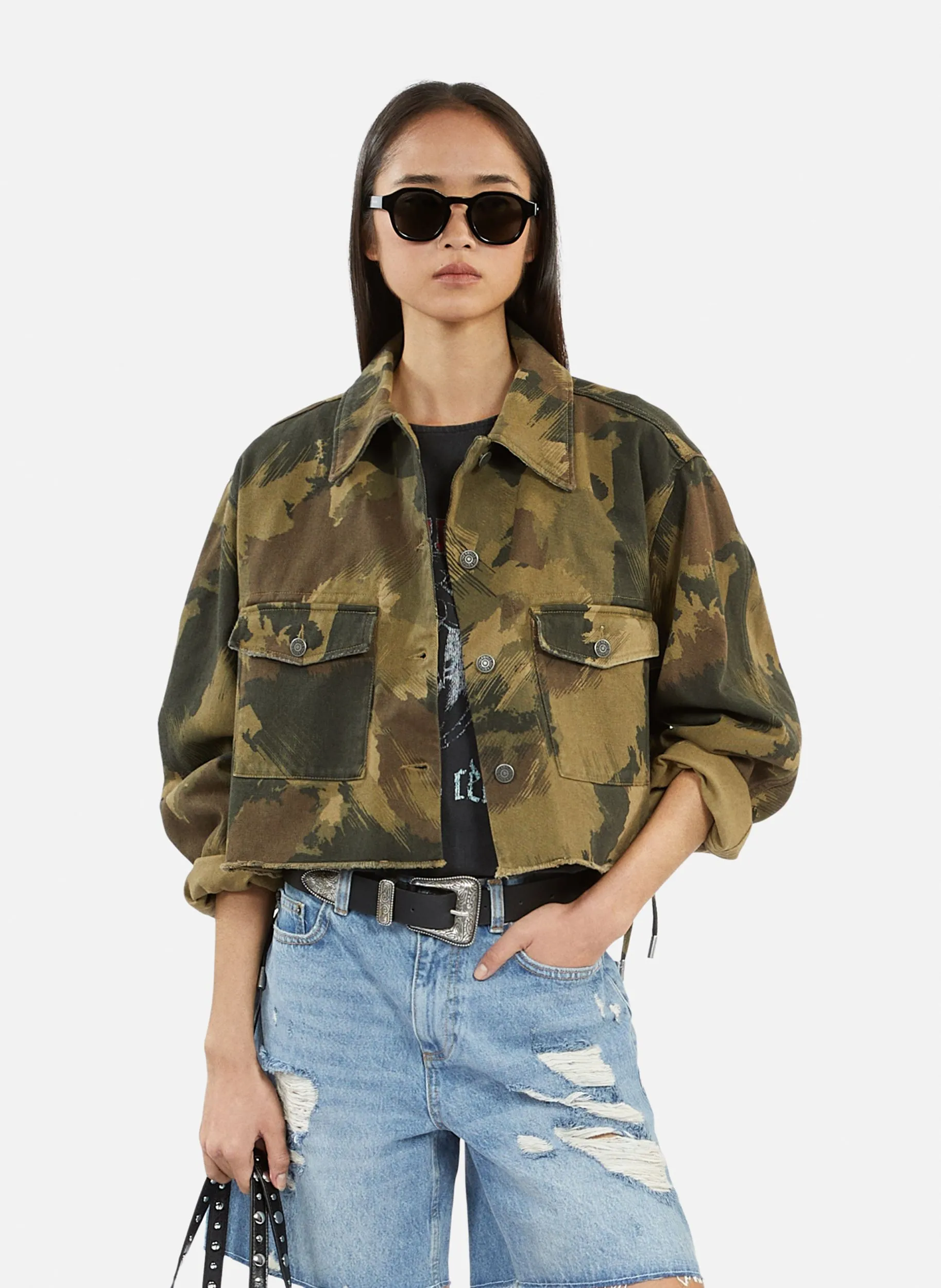 Chaqueta corta de mezclilla estampada en algodón en caqui