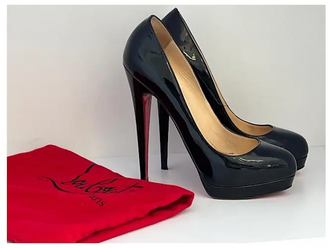 Christian Louboutin Zapatos de charol negro Bianca 140 talla 38 
