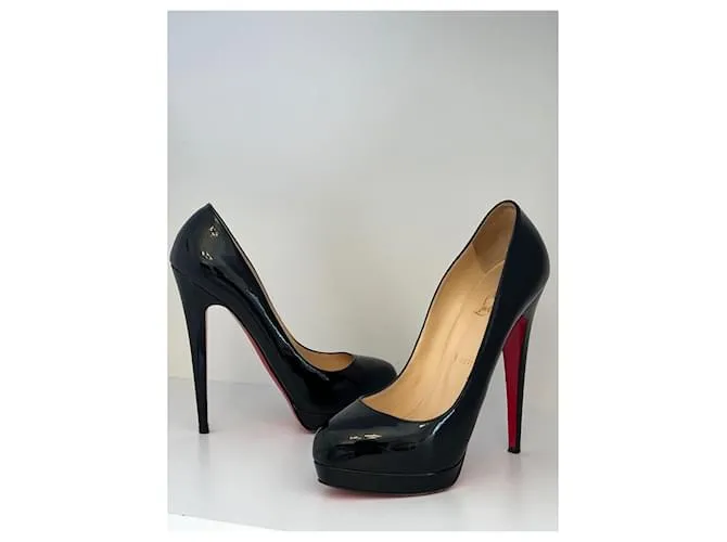 Christian Louboutin Zapatos de charol negro Bianca 140 talla 38 