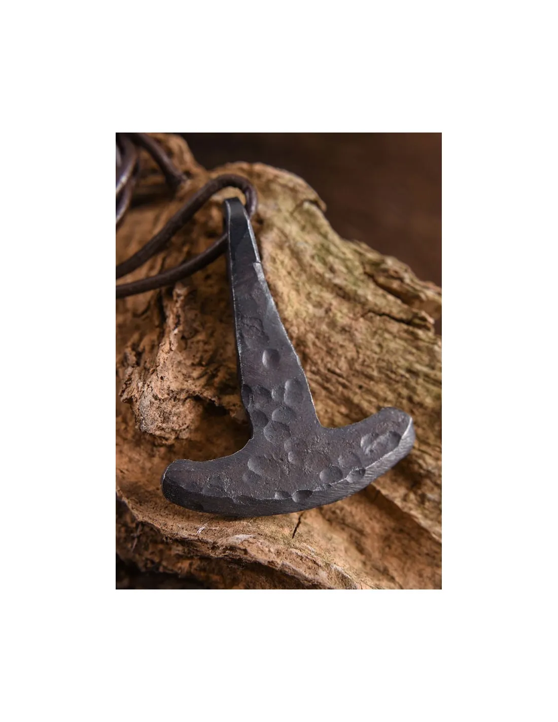 Colgante Martillo de Thor, forjado a mano