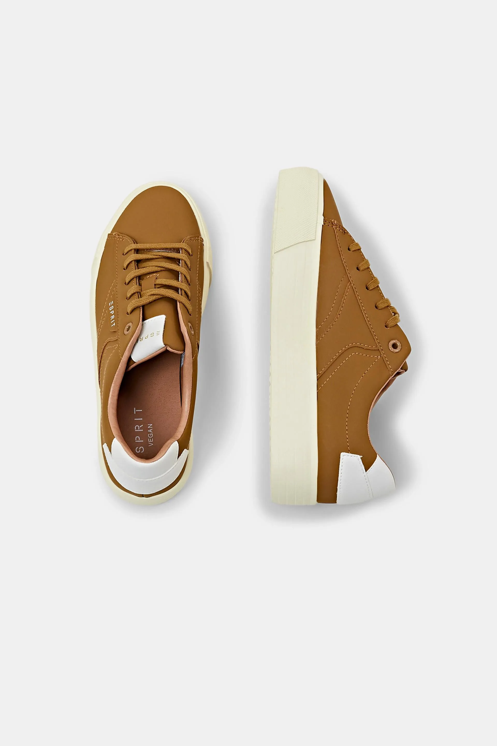 Deportivas de piel vegana con plataforma