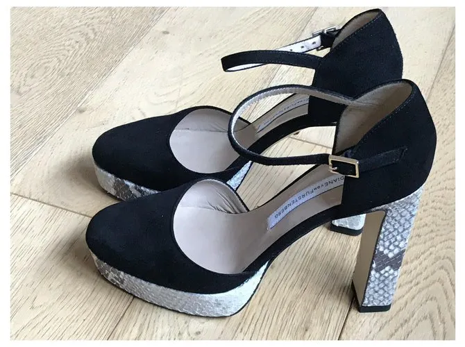 Diane Von Furstenberg DvF Mika piel de serpiente y zapatos de gamuza. Negro 