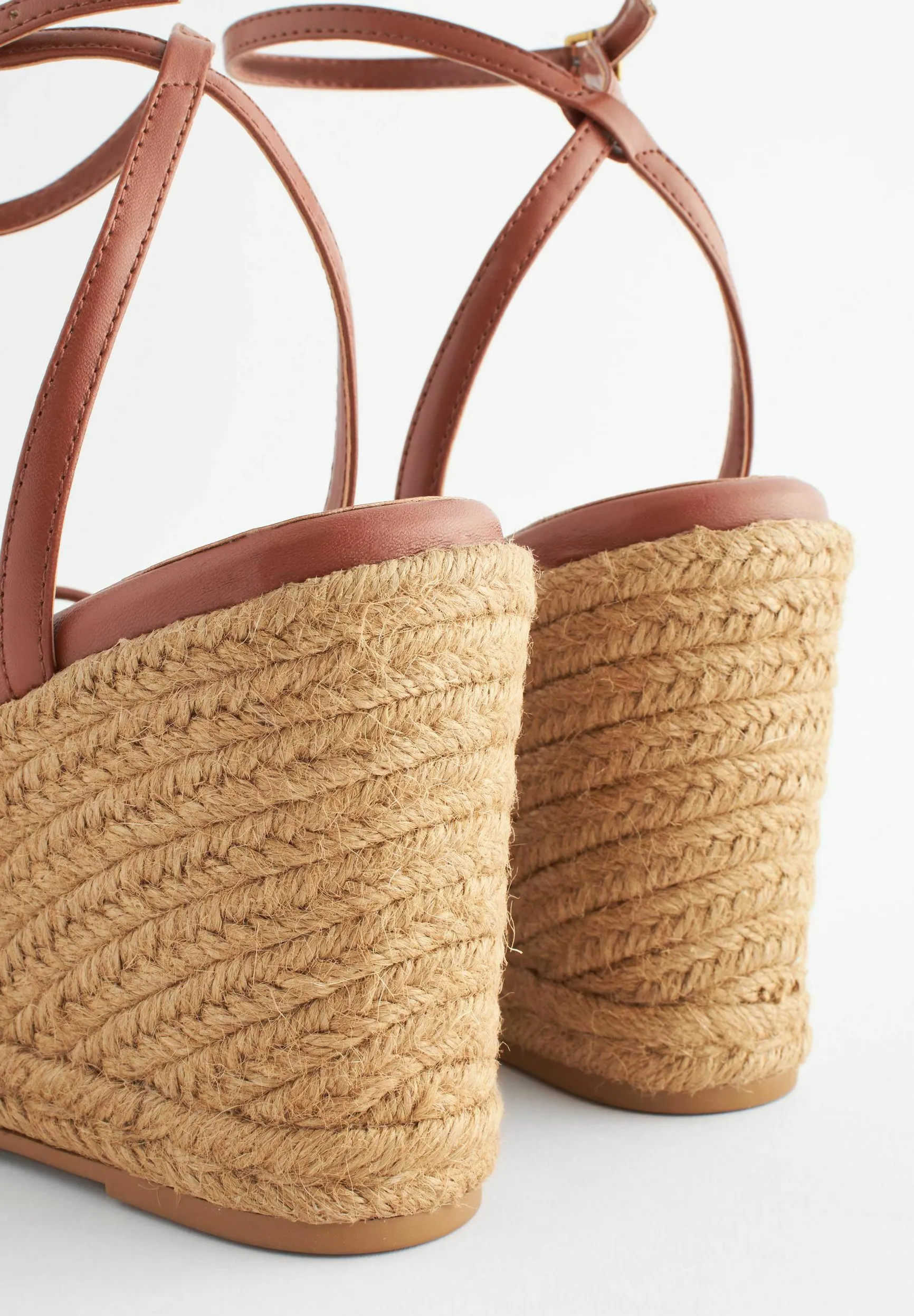FOREVER COMFORT  SANDALIAS CON PLATAFORMA