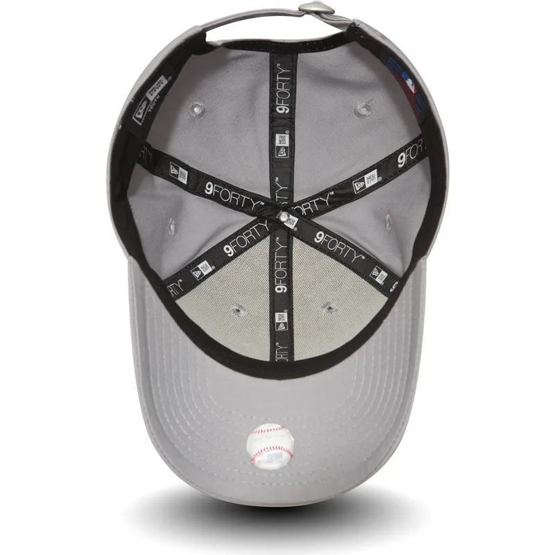 Gorra curva gris ajustable para niño 9FORTY Essential de New York Yankees MLB de New Era
