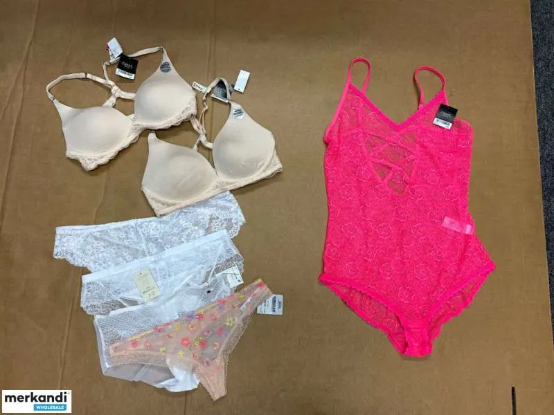 Mezcla de ropa interior de alta calidad para hombres, mujeres y niños de reconocidas marcas del Reino Unido