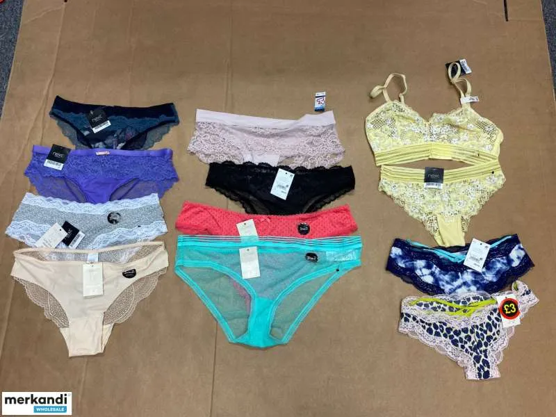 Mezcla de ropa interior de alta calidad para hombres, mujeres y niños de reconocidas marcas del Reino Unido