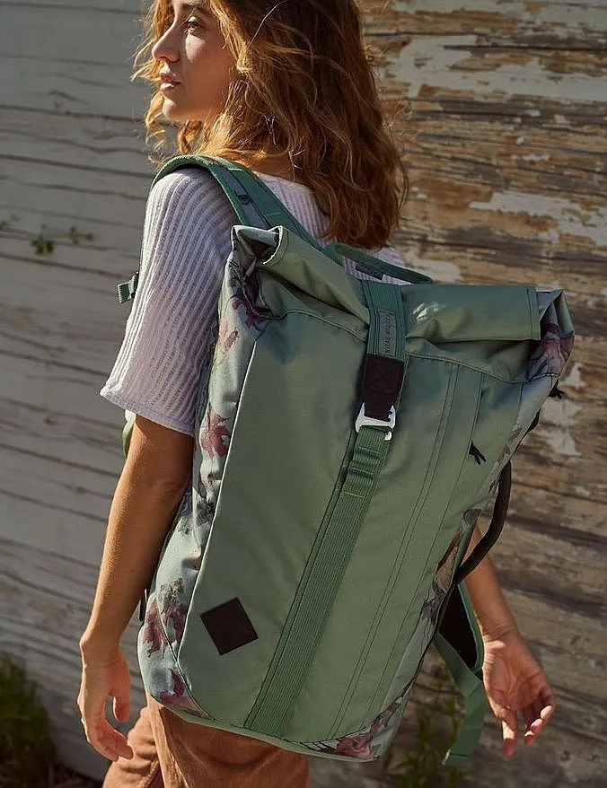 MOCHILA NITRO SCRAMBLER  DEAD FLOWER  WOMEN´S