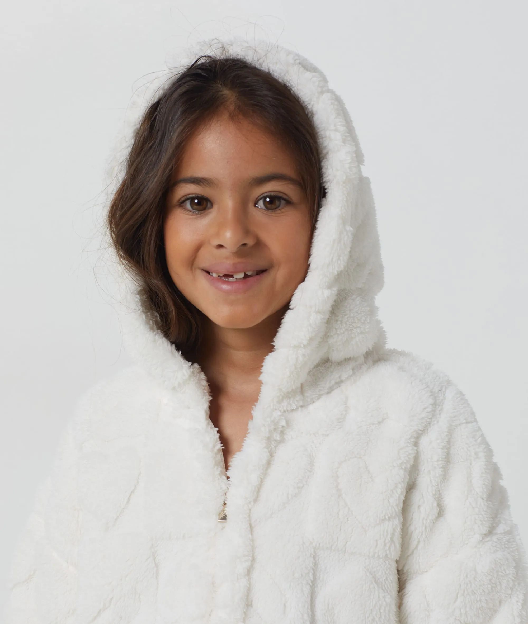 MONO LARGO POLAR RELIEVE CORAZONES PARA NIñOS VOLBERT KIDS BEIGE  ETAM