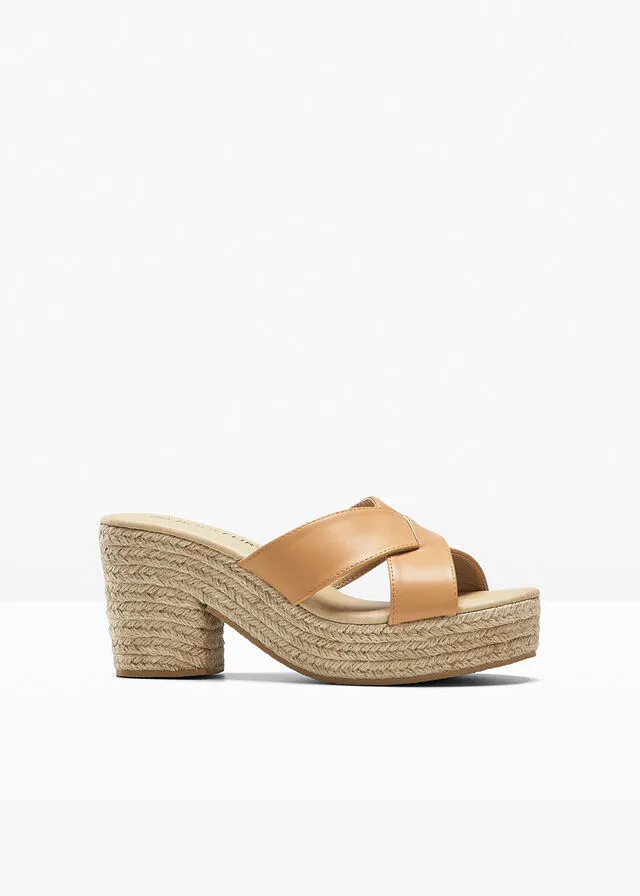 Mules con plataforma Capuchino
