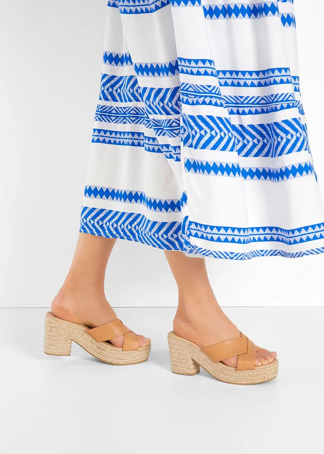 Mules con plataforma Capuchino