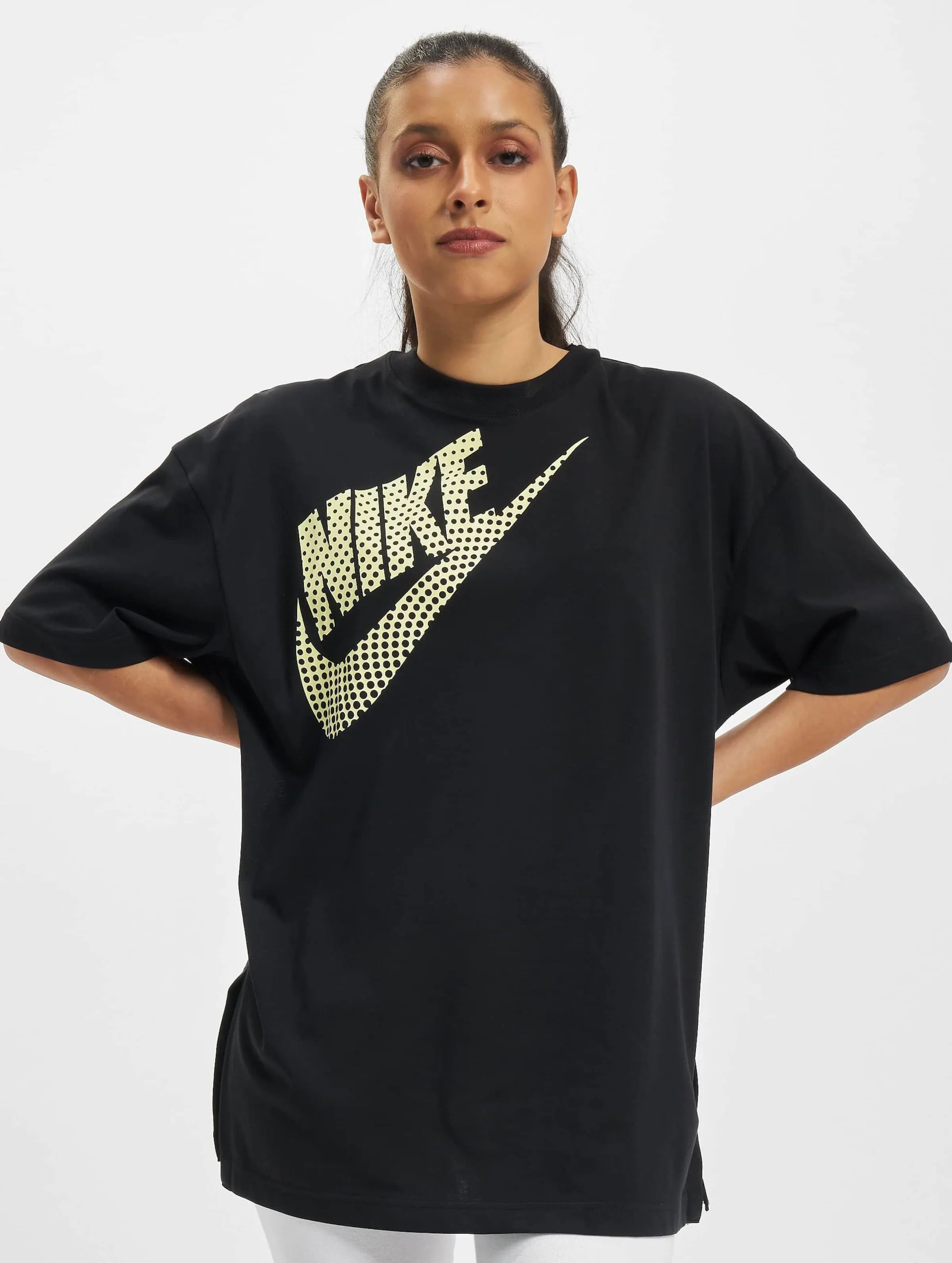 Nike Dot