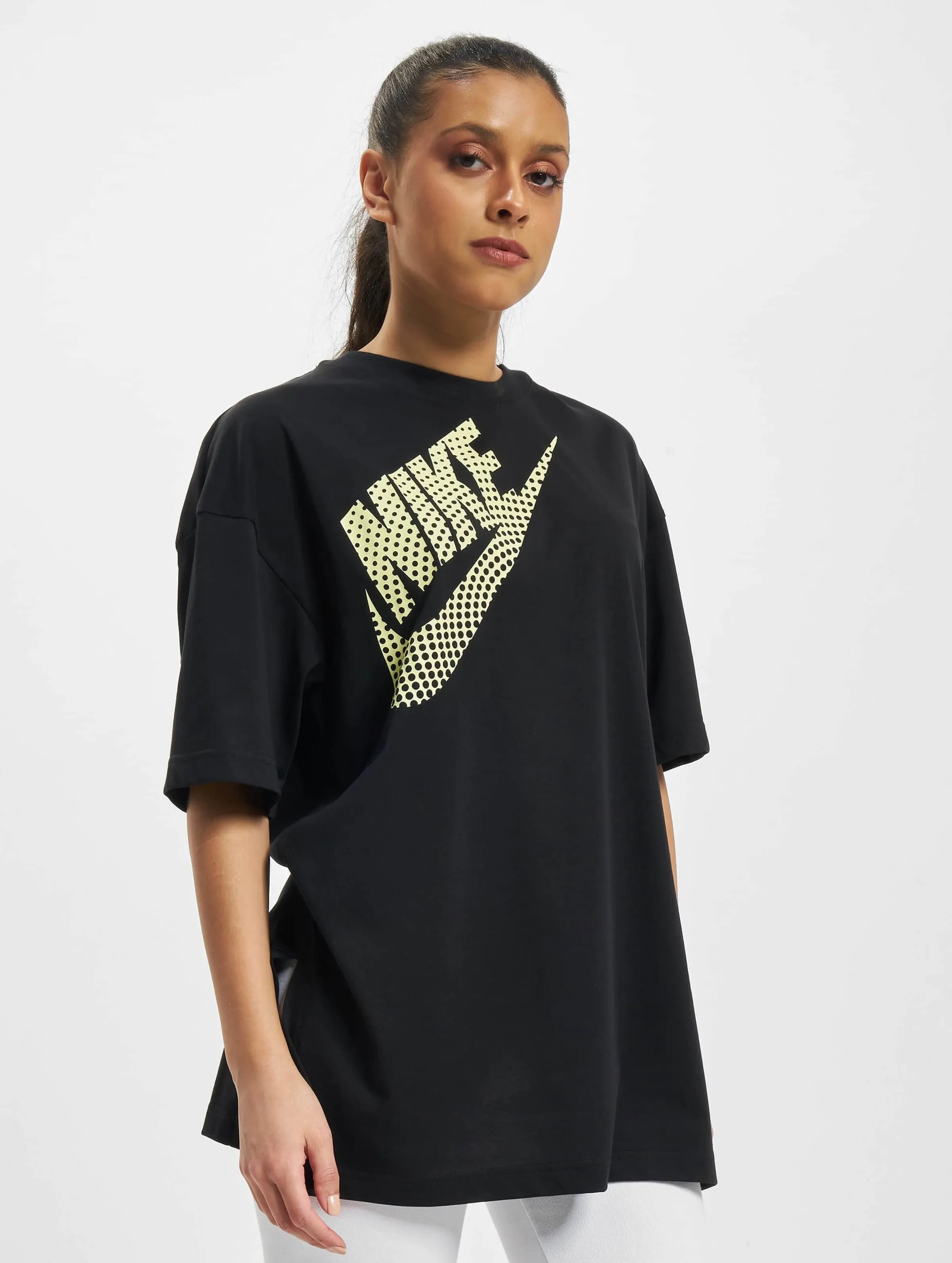 Nike Dot
