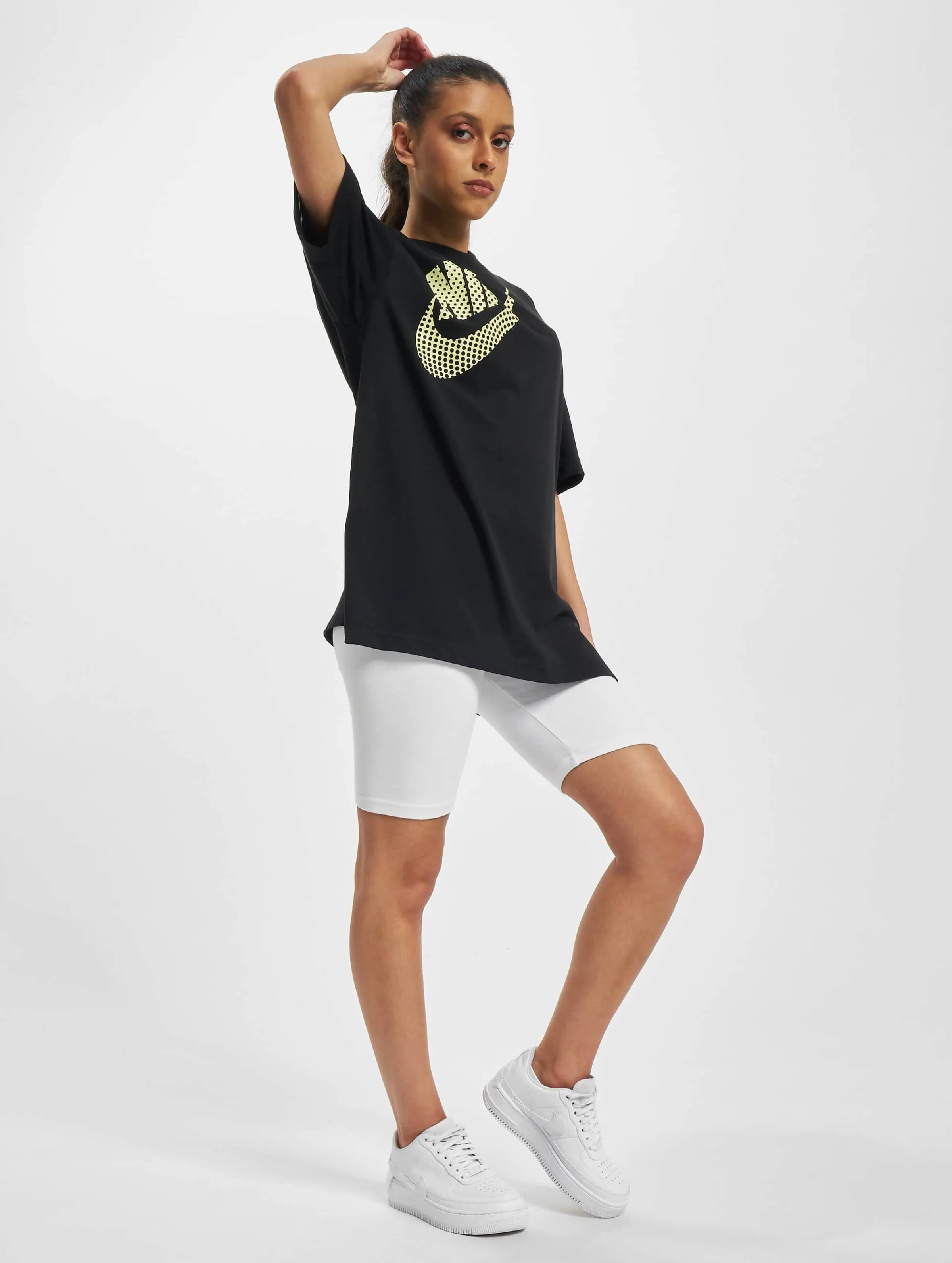 Nike Dot