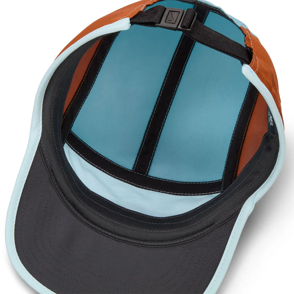 NIKE DRIFIT FLY UNSTRUCTURED SWOOSH GORRA  FA24