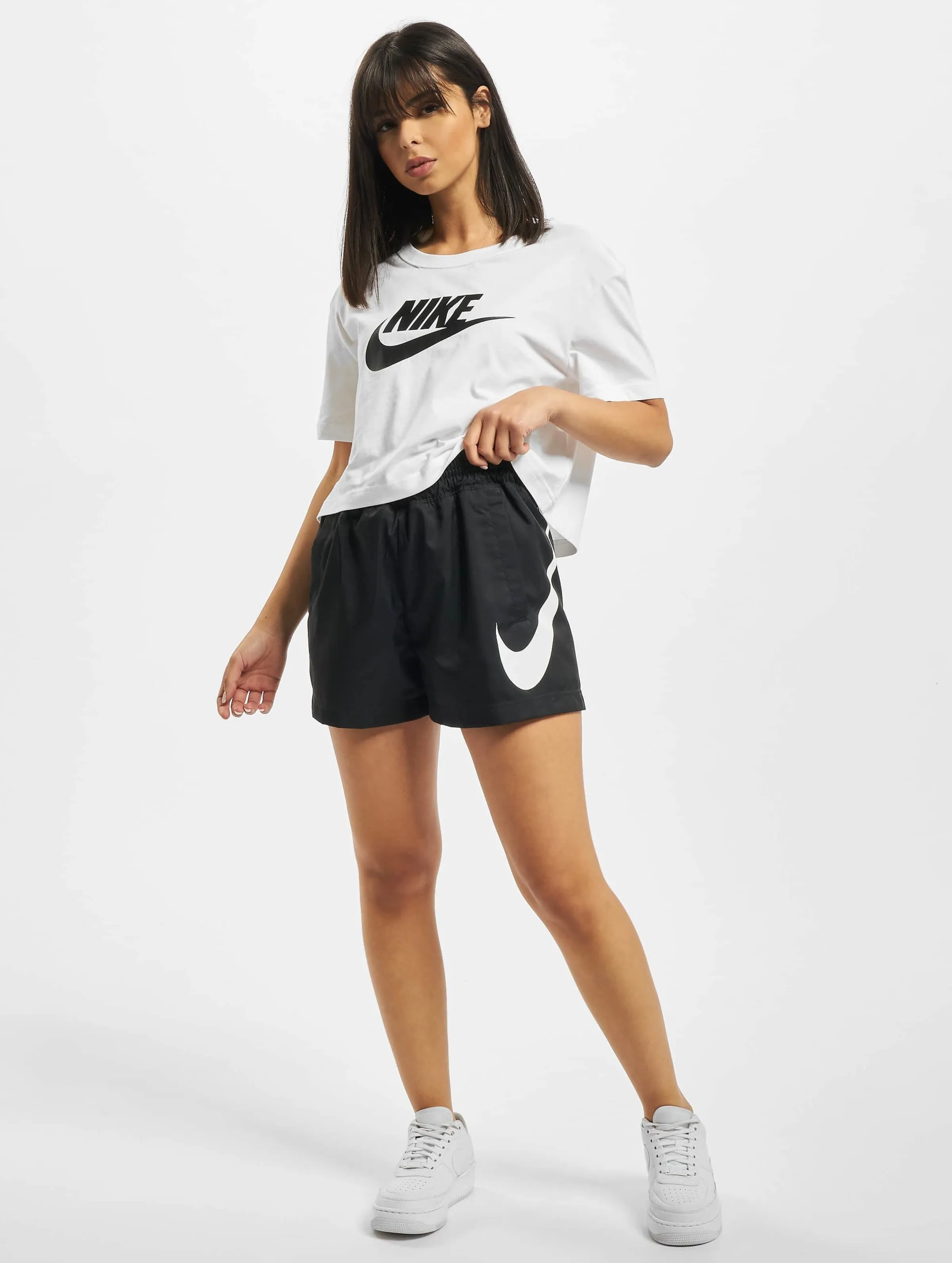 Nike Essential Icon Future