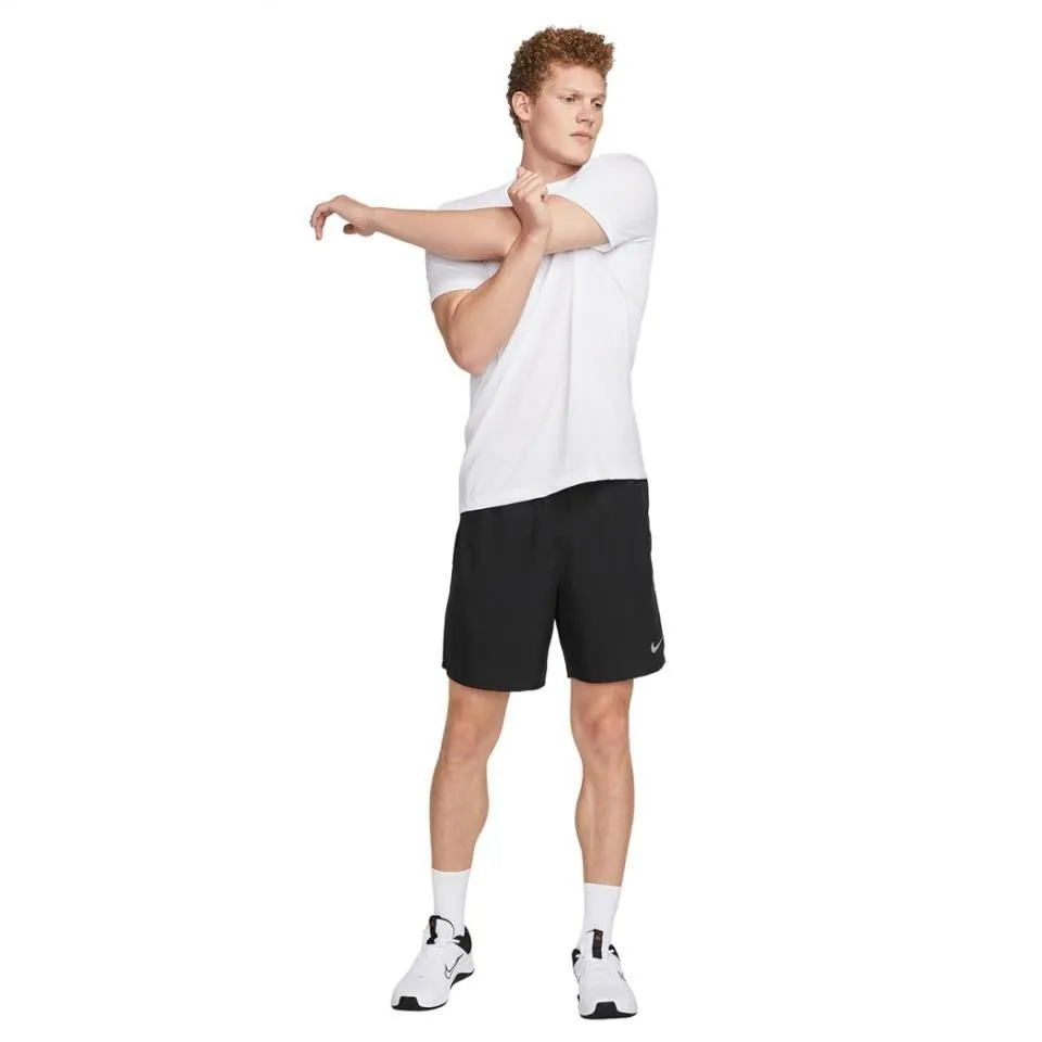 PANTALON CORTO NIKE CHALLENGER NEGRO 7 DV9359010