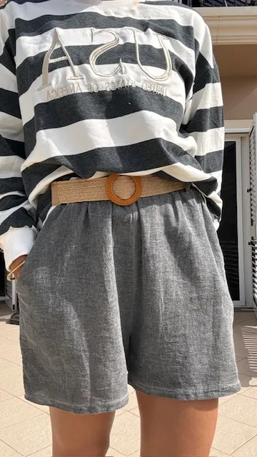 Pantalón Shorts gris