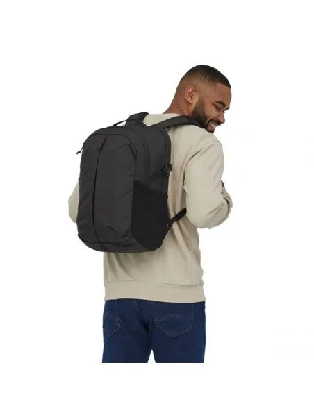 PATAGONIA Mochila Refugio Day 26L Black