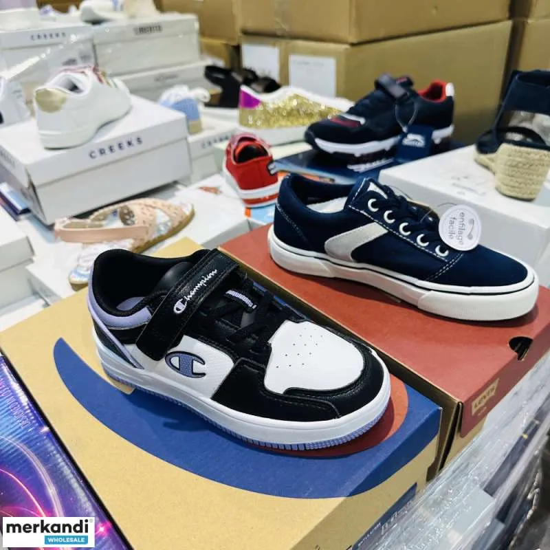 Pequeños pasos, gran estilo: calzado francés para niños