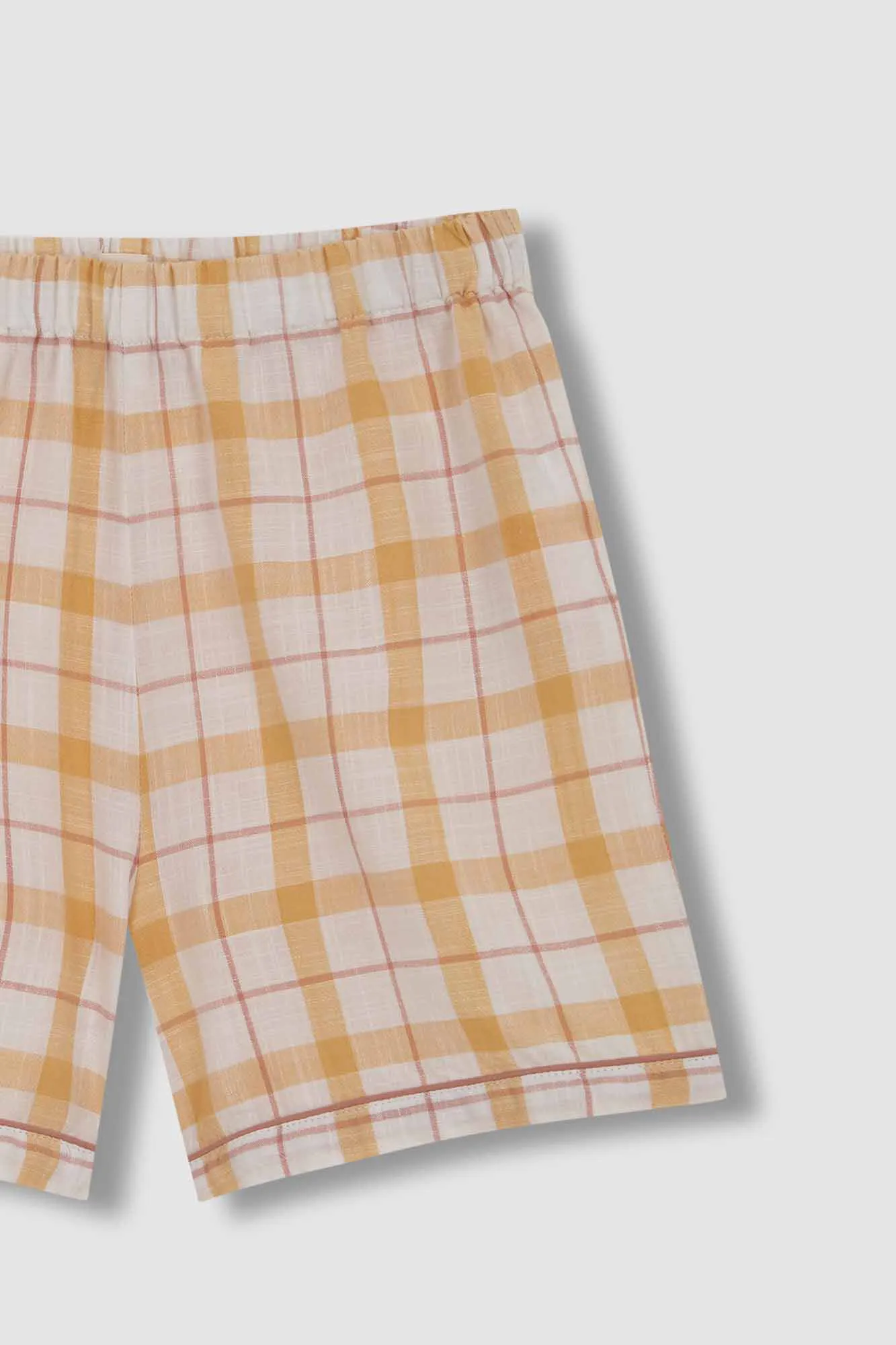 Pijama de manga corta de cuadros amarillo