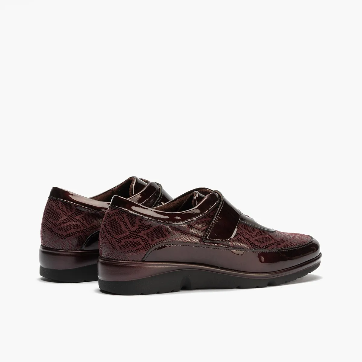 Pitillos deportivo mujer velcro charol y licra burdeos P5303