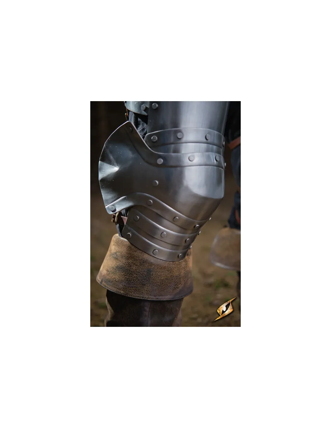 Protecciones de pierna acero pulido serie Capitán, Epic Armoury