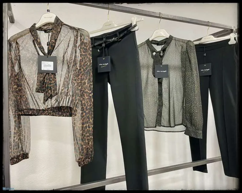 Ropa de mujer de stock firmada Le streghe A/W
