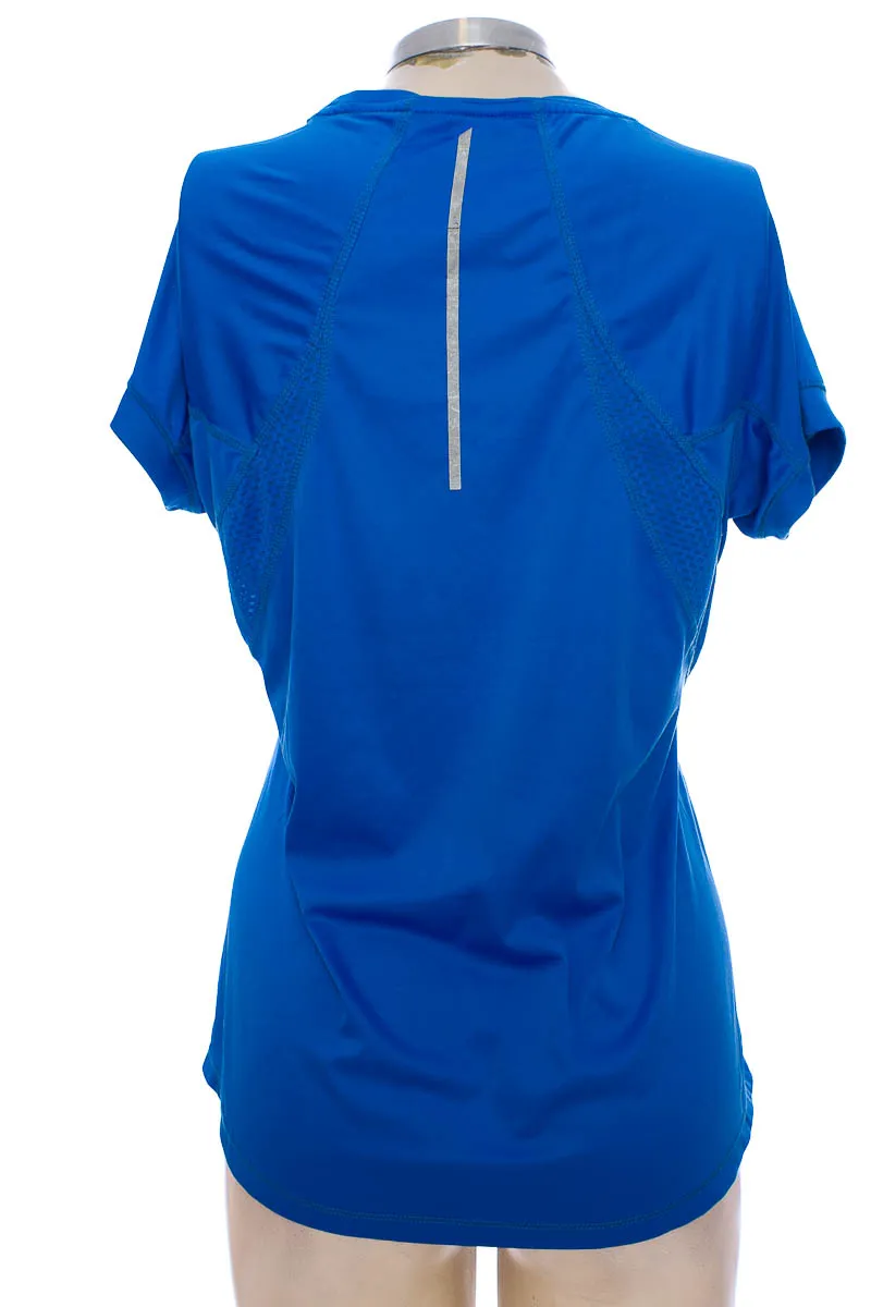ROPA DEPORTIVA / SALIDA DE BAñO COLOR AZUL  DIADORA