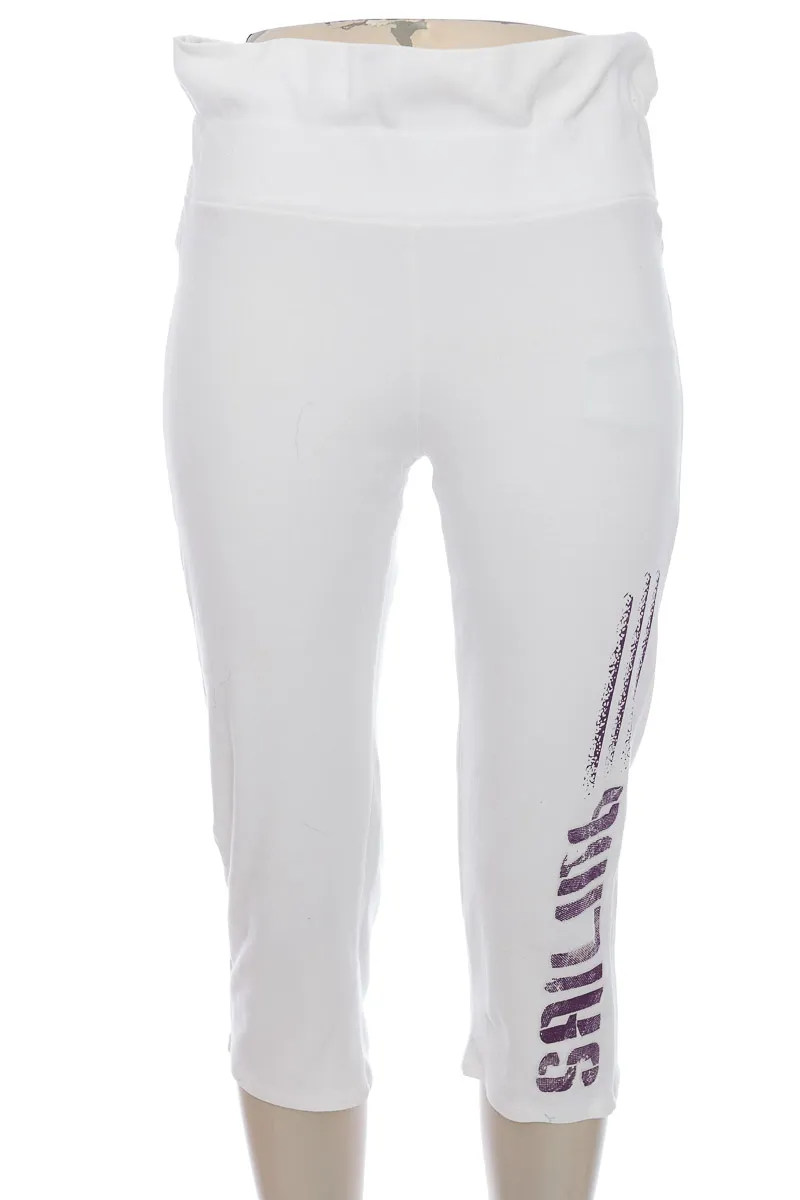 ROPA DEPORTIVA / SALIDA DE BAñO COLOR BLANCO  CITY SPORT